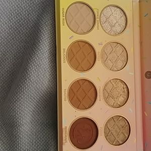 BH Cosmetics Sugar Cone palette